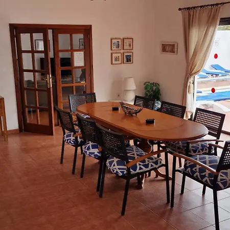 Georgiana - 4 Bed Property With Private Pool Villa Playa Blanca (Lanzarote)